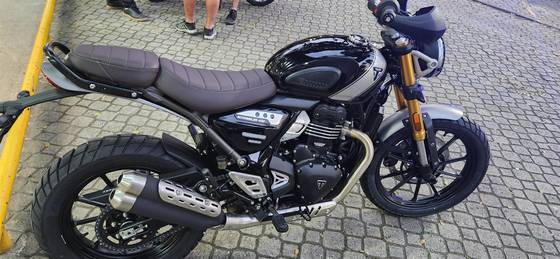 TRIUMPH SCRAMBLER 400 X TRIUMPH SCRAMBLER 400 X